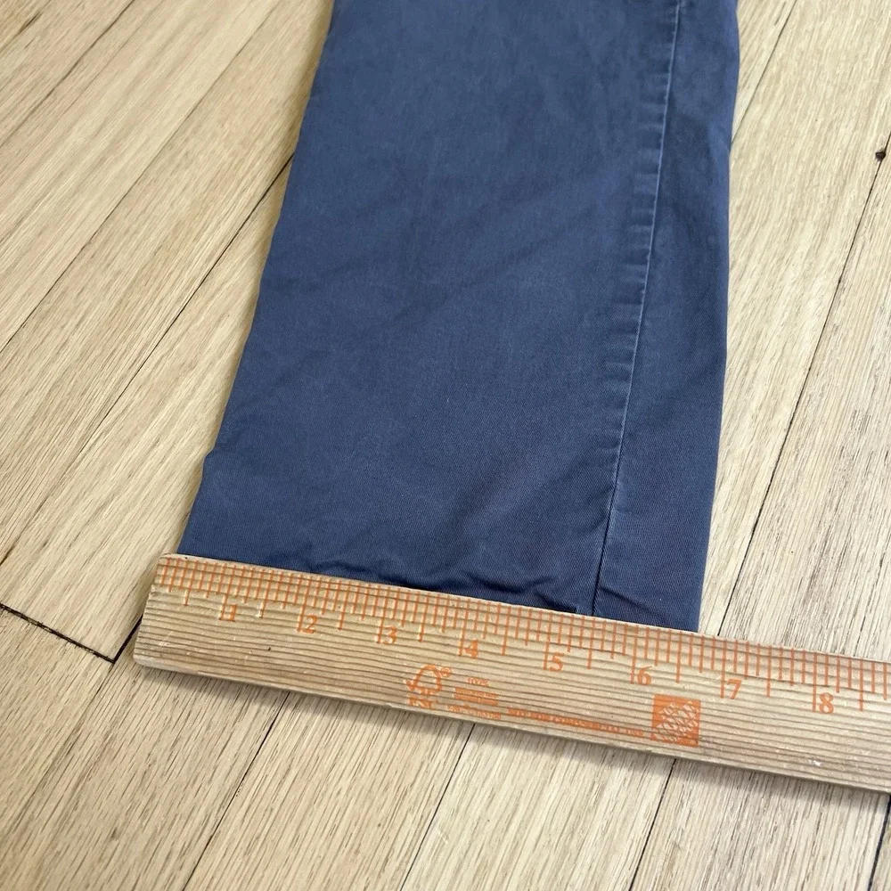 Vuori Pants Mens 32x29 Gray Chino Straight Casual Slim Preppy Slacks Classiccore
